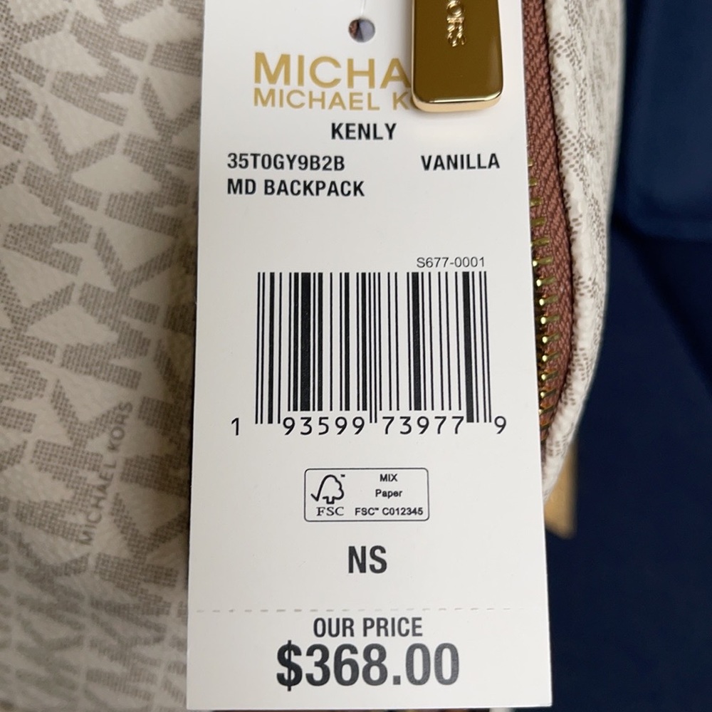 MICHAEL KORS Kenly Medium Backpack Signature Vanilla Bag - Picture 13 of 16